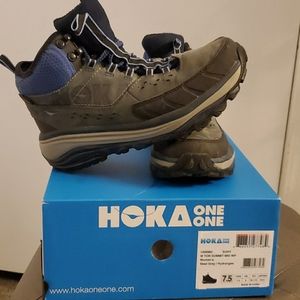 Hoka For Summit Hikers size 7.5